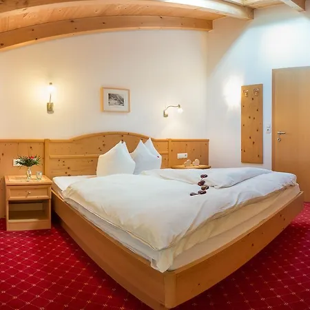 בית הארחה Haus Fernblick 3*