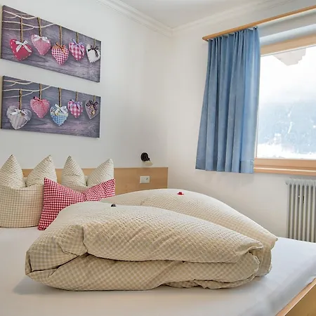 Haus Fernblick ゲストハウス 3*
